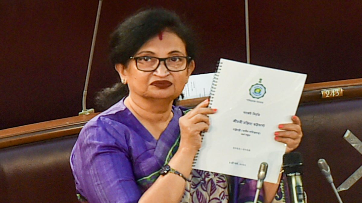 রাজ্য বাজেট পেশ করবেন অর্থমন্ত্রী চন্দ্রিমা ভট্টাচার্য রাজ্য বাজেট পেশ করবেন অর্থমন্ত্রী চন্দ্রিমা ভট্টাচার্য