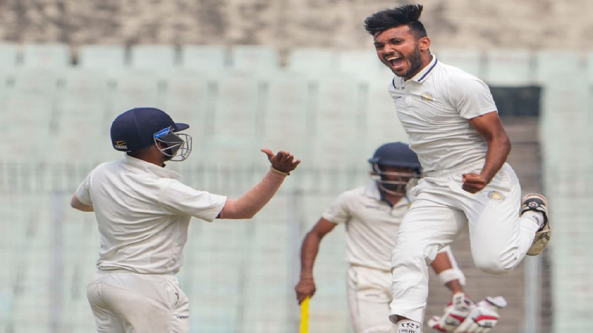 প্রাথমিক ধাক্কা কাটিয়েছে বাংলা