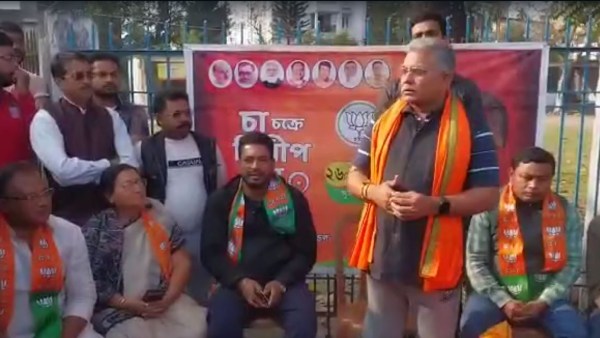 বিজেপি ছেড়ে যাওয়ার পাত্র নয়