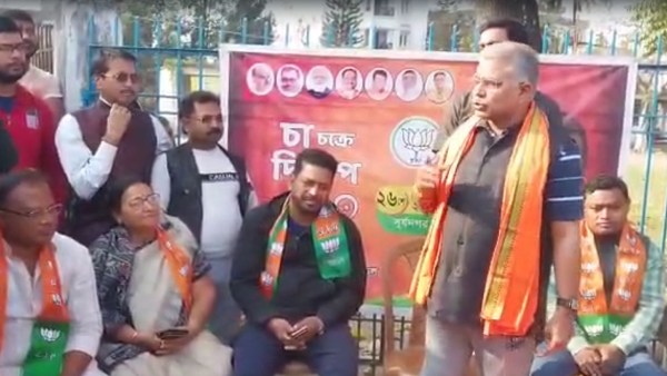 দিলীপের ঘোষের নিশানায় রবি থেকে গৌতম, উদয়ন