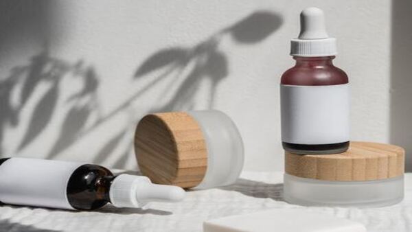 কৃত্রিম অশ্রু লুব্রিকেন্ট কী করে কৃত্রিম অশ্রু লুব্রিকেন্ট কী করে