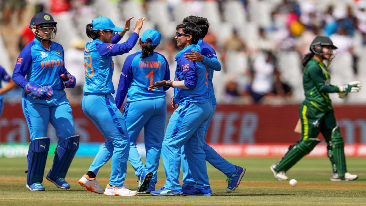পাকিস্তান দেড়শো রানের টার্গেট দেয় ভারতকে