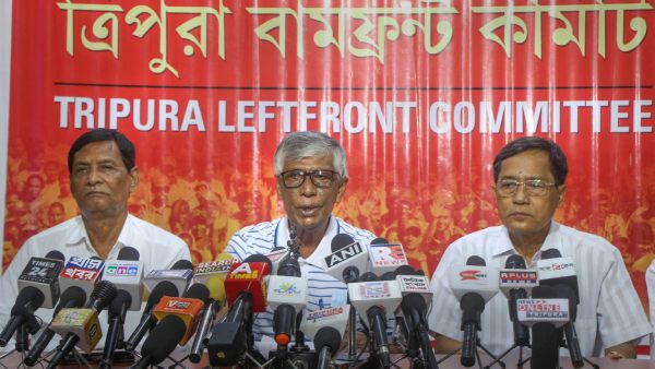 মুখ্যমন্ত্রী পদপ্রার্থী হিসেবে আসছে উপজাতি নেতার নাম মুখ্যমন্ত্রী পদপ্রার্থী হিসেবে আসছে উপজাতি নেতার নাম