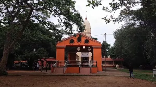 ঝাড়গ্রামেই কনক দুর্গামন্দির
