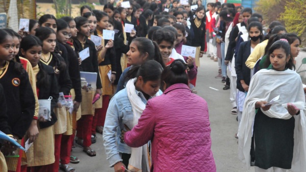 অ্যাডিনো আতঙ্ক মাধ্যমিক পরীক্ষাতেও অ্যাডিনো আতঙ্ক মাধ্যমিক পরীক্ষাতেও