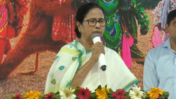 কেন্দ্রের বিরুদ্ধে বঞ্চনার অভিযোগ কেন্দ্রের বিরুদ্ধে বঞ্চনার অভিযোগ