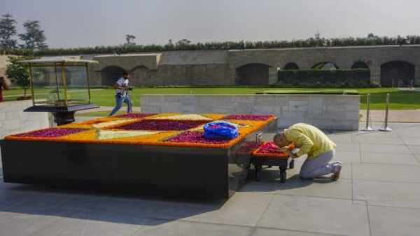 মণীশ নির্দোষ, দাবি কেজরিওয়ালের মণীশ নির্দোষ, দাবি কেজরিওয়ালের