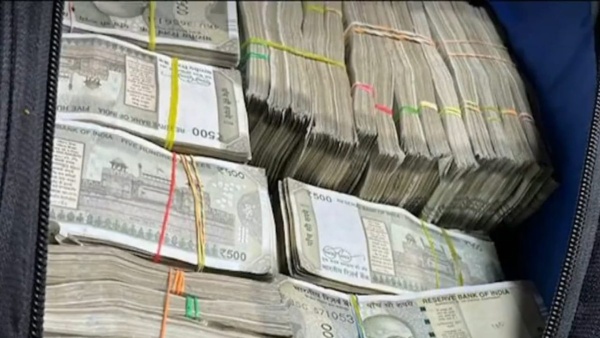 বিশেষ অভিযানে উদ্ধার এক কোটি টাকা বিশেষ অভিযানে উদ্ধার এক কোটি টাকা