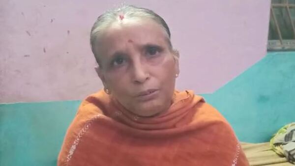 সখিনার ওপরে অত্যাচার হত