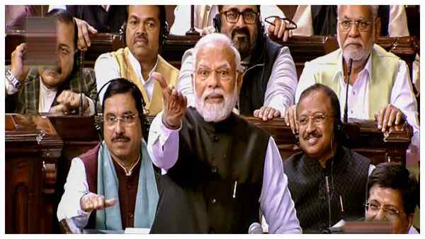 প্রধানমন্ত্রীকে কটাক্ষ