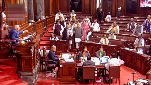 আদানি ইস্যুতে সরব কংগ্রেস