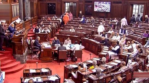 উত্তাল সংসদ