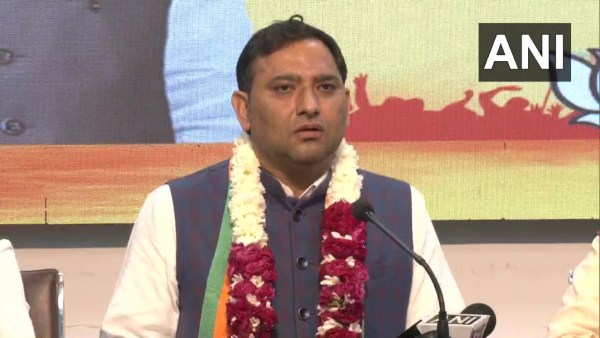 ইচ্ছাকৃত ভাবে বিজেপি অশান্তির বাঁধানোর চেষ্টা করছে ইচ্ছাকৃত ভাবে বিজেপি অশান্তির বাঁধানোর চেষ্টা করছে