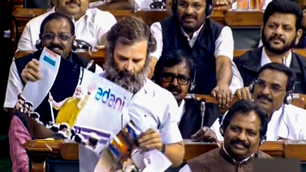 মোদী-আদানির সম্পর্ক নিয়ে সরব রাহুল গান্ধী মোদী-আদানির সম্পর্ক নিয়ে সরব রাহুল গান্ধী