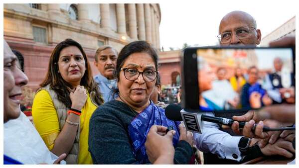 প্রস্তাব উত্থাপন বিজেপির সাংসদের প্রস্তাব উত্থাপন বিজেপির সাংসদের