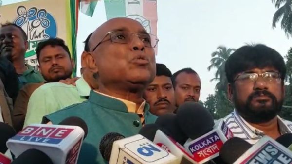 খাদ্যমন্ত্রীর নিশানায় সিপিআইএম