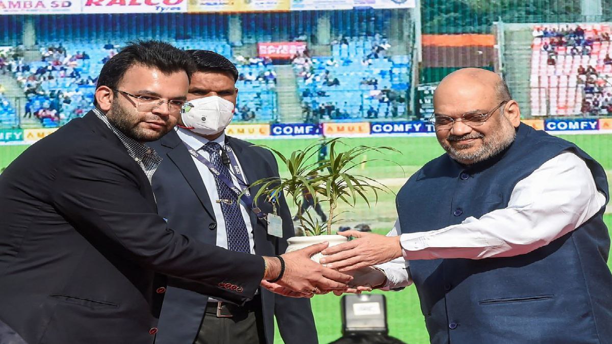 রোহনের বিরুদ্ধে চাঞ্চল্যকর অভিযোগ