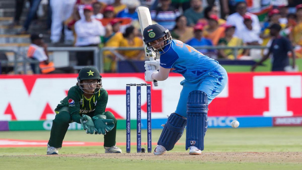 হিসেব কষে খেলা শুরু