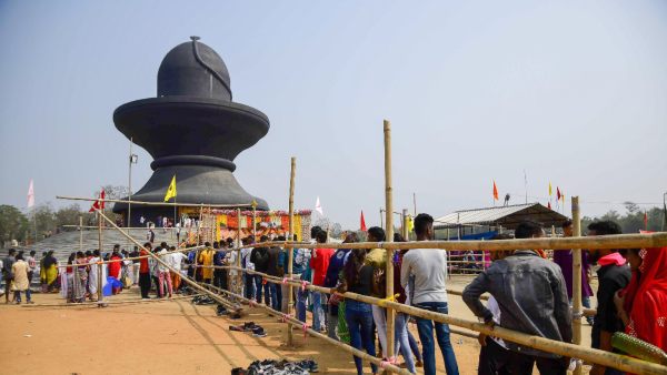 রুদ্রাক্ষের মালা পরুন