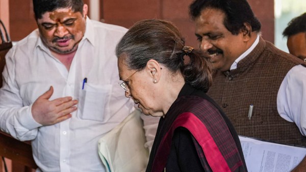 ৪৫টিরও বেশি কমিটিকে নিয়ে বৈঠকে কংগ্রেস