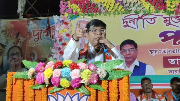 নিয়োগ দুর্নীতি চরমে নিয়োগ দুর্নীতি চরমে