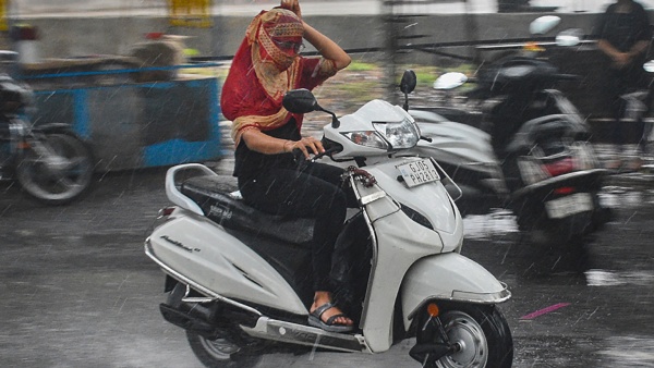 নতুন করে ঘনাচ্ছে ঘূর্ণাবর্ত
