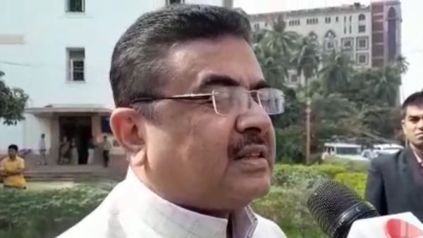 মুখ্যমন্ত্রীকে কটাক্ষ