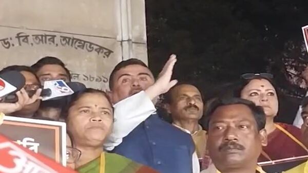 অনির্দিষ্টকালের কর্মবিরতি শুরুর আহ্বান অনির্দিষ্টকালের কর্মবিরতি শুরুর আহ্বান