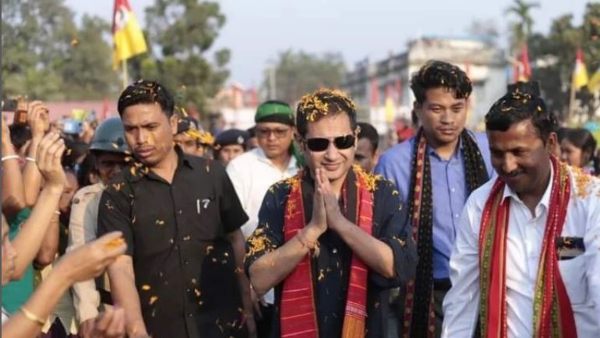 আলাদা রাজ্যের দাবি পূরণে সমর্থন আলাদা রাজ্যের দাবি পূরণে সমর্থন