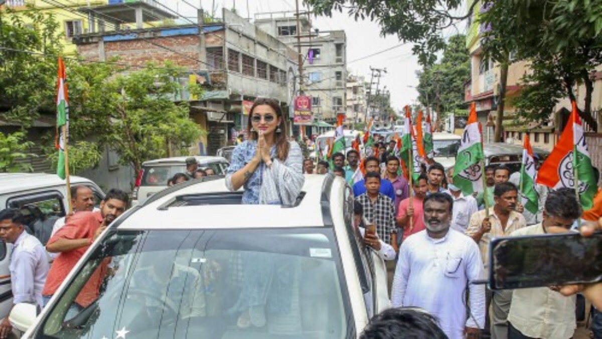 মাটি কামড়ে পড়ে থাকার নির্দেশ মাটি কামড়ে পড়ে থাকার নির্দেশ