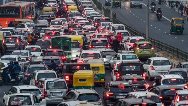 মেট্রোপলিটনে ১০ কিমি রাস্তা যেতে জানেন সময় কত লাগে 