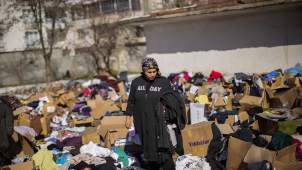 ত্রাণ ফেরত পাঠিয়েছে পাকিস্তান