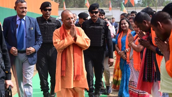 ডাবল ইঞ্জিন সরকারের আলাদা পরিচয় ডাবল ইঞ্জিন সরকারের আলাদা পরিচয়