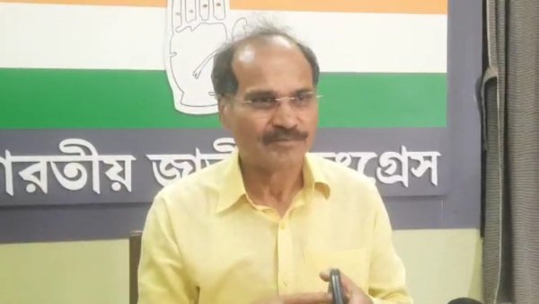 পরিষেবা প্রদানকারী সংস্থার থেকে টাকার দাবি তৃণমূল নেতাদের পরিষেবা প্রদানকারী সংস্থার থেকে টাকার দাবি তৃণমূল নেতাদের