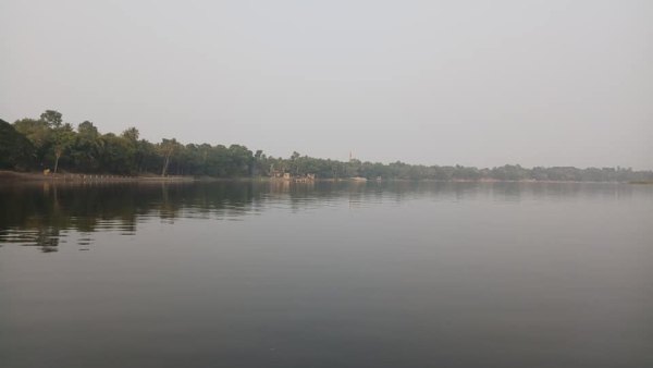 কোথায় আছে সেই অশ্বক্ষুরাকৃতি হ্রদ