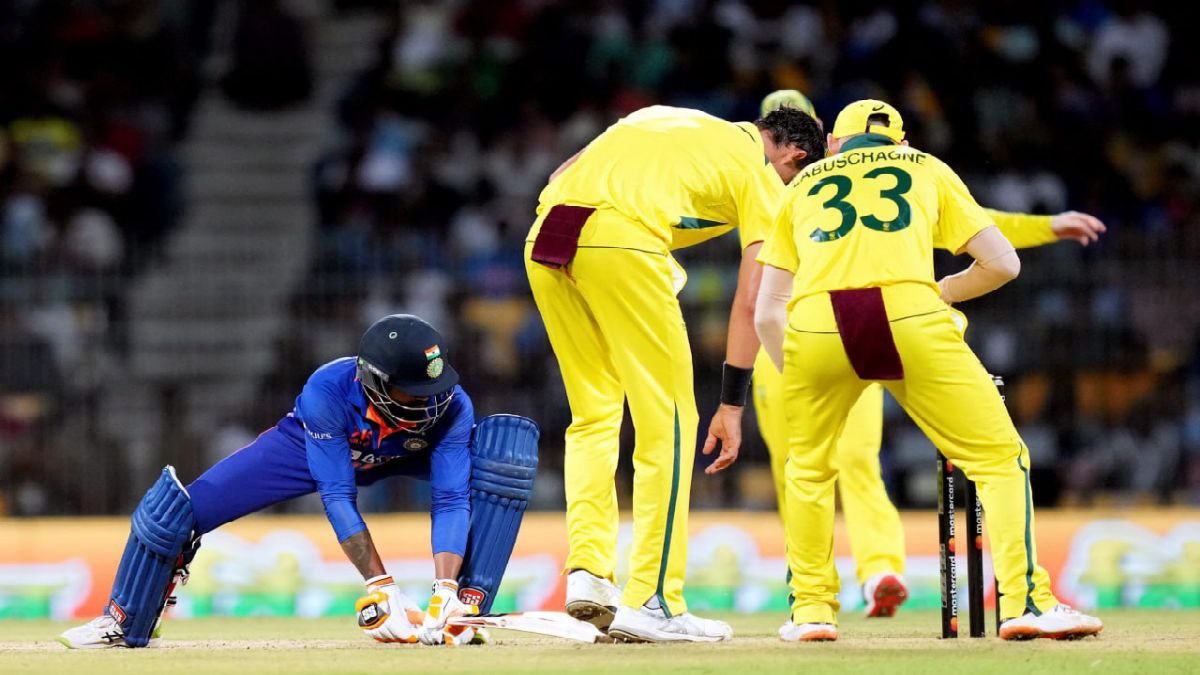 ২-১ ব্যবধানে সিরিজ জয় অজিদের ২-১ ব্যবধানে সিরিজ জয় অজিদের