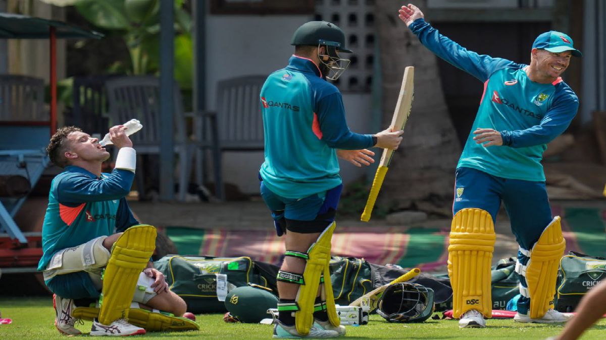 ভারতের ঘাড়ে নিঃশ্বাস অস্ট্রেলিয়ার ভারতের ঘাড়ে নিঃশ্বাস অস্ট্রেলিয়ার