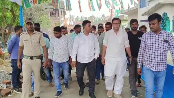 বগটুইটে বর্ষপূর্তিতে দড়ি টানাটানি