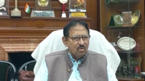 সব দলই ভোট ময়দানে নেমে পড়েছে