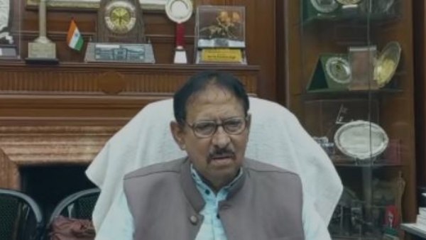 ইঙ্গিতপূর্ণ মন্তব্য বিধানসভার অধ্যক্ষের