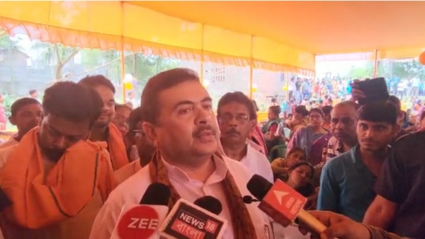 তৃণমূলের লেভেল অন্য তৃণমূলের লেভেল অন্য