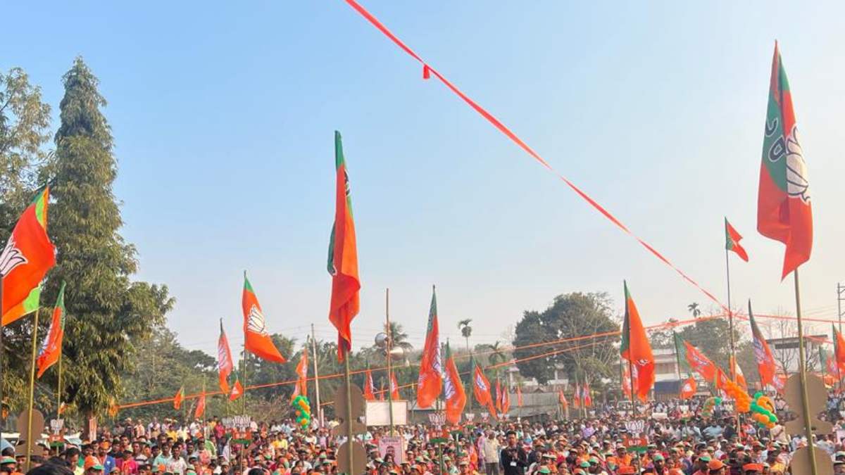 ২৫ হাজারে নেমে গেল বিজেপির ভোট