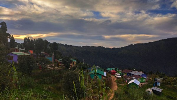 টাইগারহিলের মনোরম দশ্য