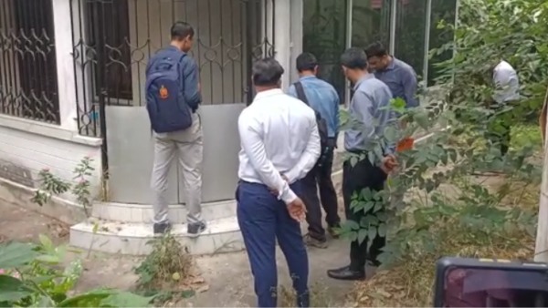 দুর্নীতিতে আরও কারা