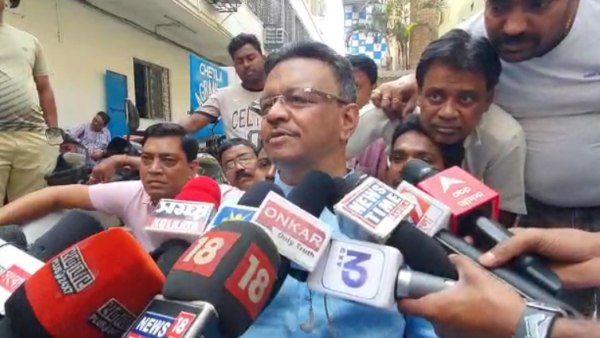 অন্যের চাকরি কেড়ে নিয়ে নয়!