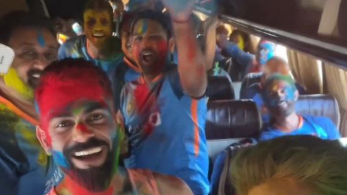 ভারতীয় শিবিরে রং বরসে ভারতীয় শিবিরে রং বরসে