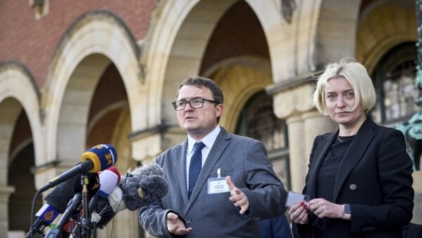 তৈরি হয় ২০০২ সালে তৈরি হয় ২০০২ সালে