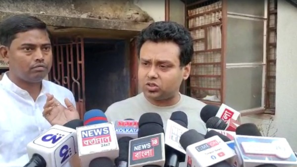 প্রশাসনের পক্ষেই তৃণমূল নেতারা প্রশাসনের পক্ষেই তৃণমূল নেতারা