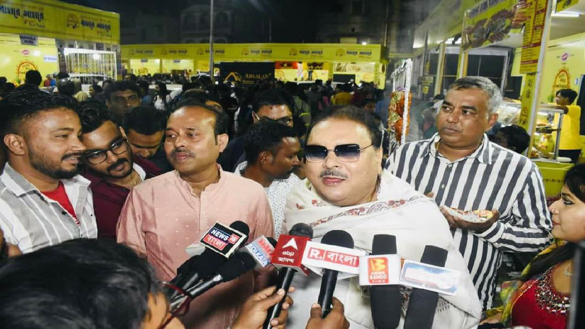 পলিটিক্যাল পার্টি নিয়ে স্পিকটি নট পলিটিক্যাল পার্টি নিয়ে স্পিকটি নট