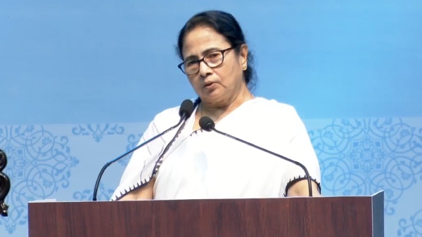 গোল্ডেন লেডি উল্লেখ করে মমতা বলেন... 